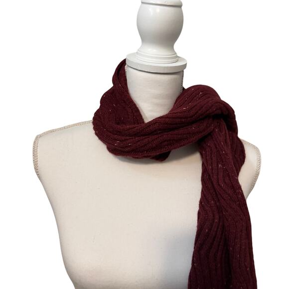Universal Thread Women's Burgundy Ribbed Knit Scarf - NWT - Picture 1 of 6